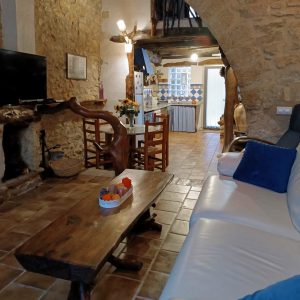 salon pequeña_Rustic Suites